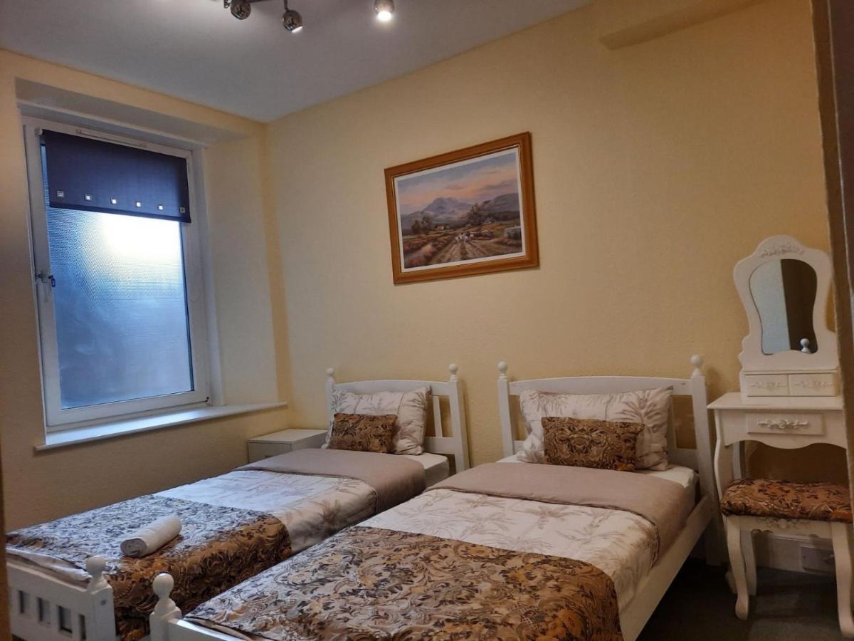 Cozy Central Apartment Ίνβερνες Εξωτερικό φωτογραφία